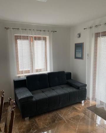 Apartman L. Баньоле Екстериор снимка